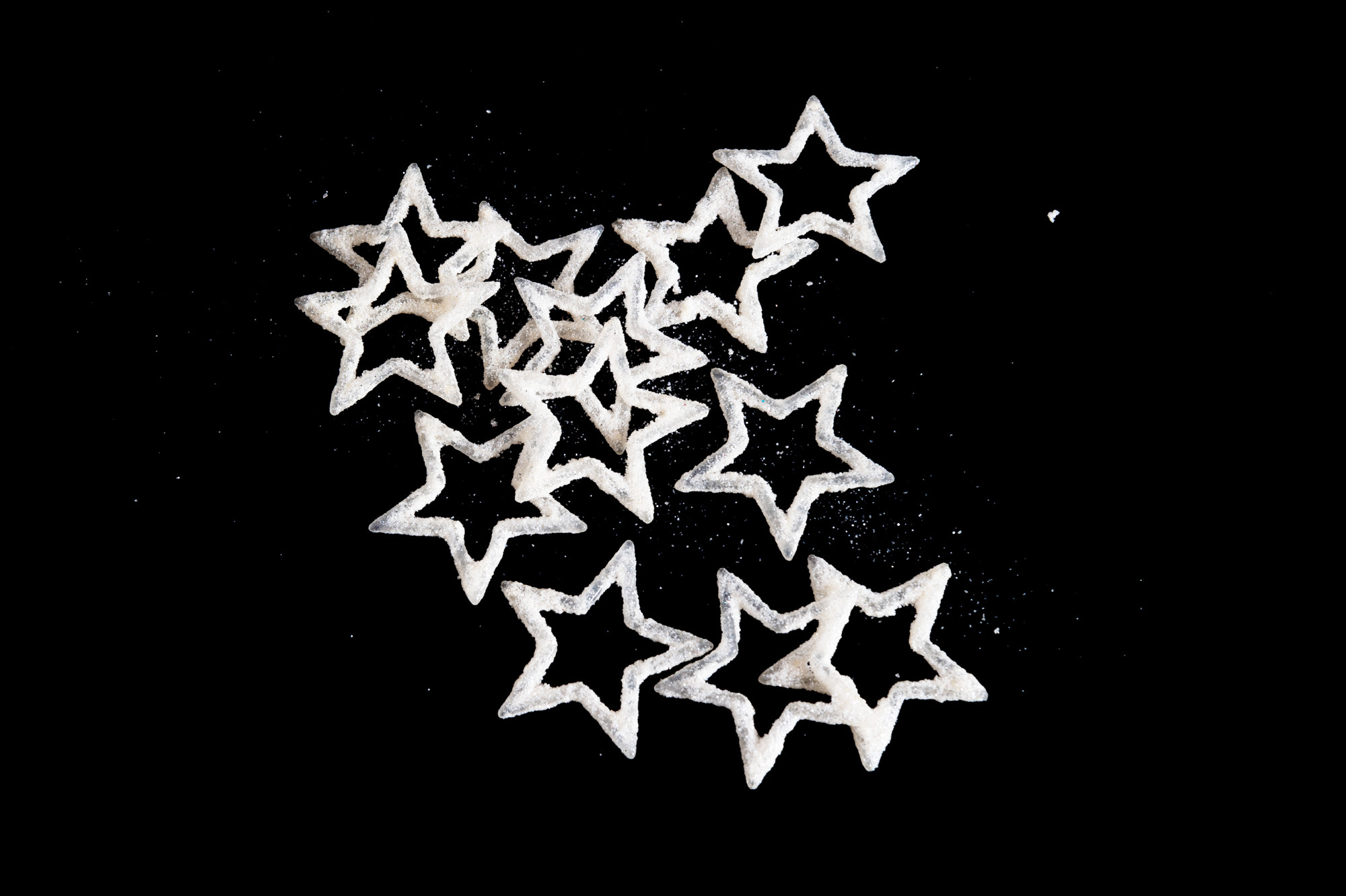 Plastové hvězdy 4 cm, 12 ks - bílá